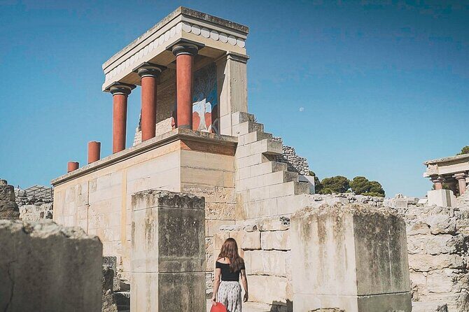 Mythical Escape: Zeus Cave & Knossos Palace with Lassithi Plateau from Heraklion - Knossos Palace Private Tour: Skip the Line, Then Get the Story