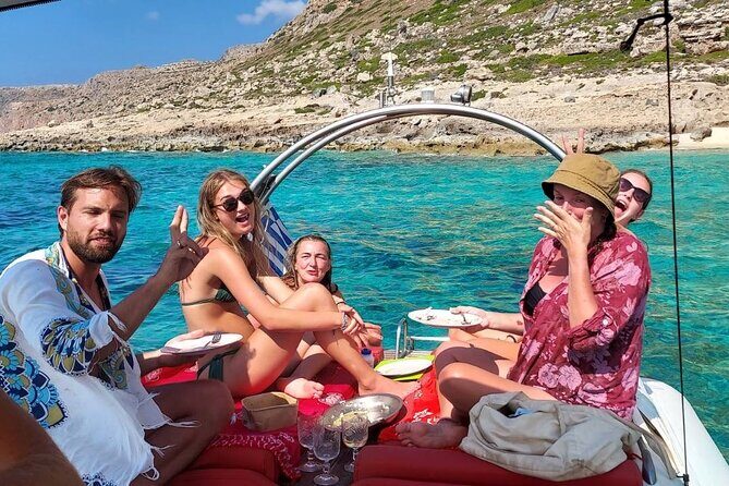Private Boat Trip Kissamos Balos (price per group - up to 10 people) - Snorkeling Off the Boat: Gear, Wrecks, and Underwater Finds