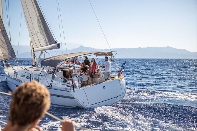 Private Luxury Sailing Trips to Dia Island - Getting to the boat: meeting point and pickup areas