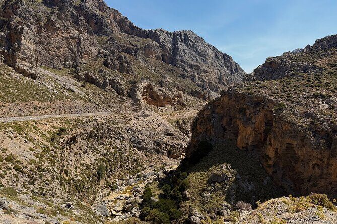 Private South Crete Full-Day Tour-Spili, Kourtaliotiko & Preveli - To Sideradiko: optional lunch with real Cretan cooking