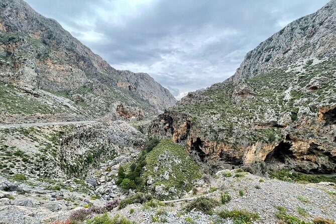 Private South Crete Full-Day Tour-Spili, Kourtaliotiko & Preveli - Spili Village and the Lion Fountains: a refreshing close to the day