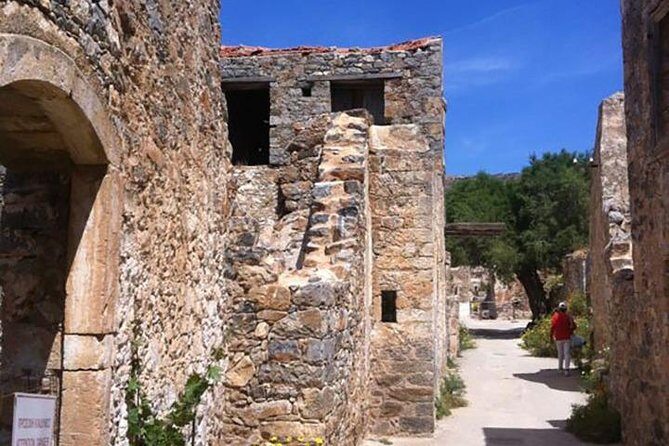 PRIVATE Spinalonga & Agios Nikolaos & Olive Oil Factory CRETE - Plaka harbor and the short boat ride to Spinalonga