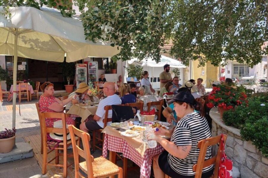 Private tasting of 6 cretan wines in Fres village - Fres Village Square: Where This Tasting Actually Happens