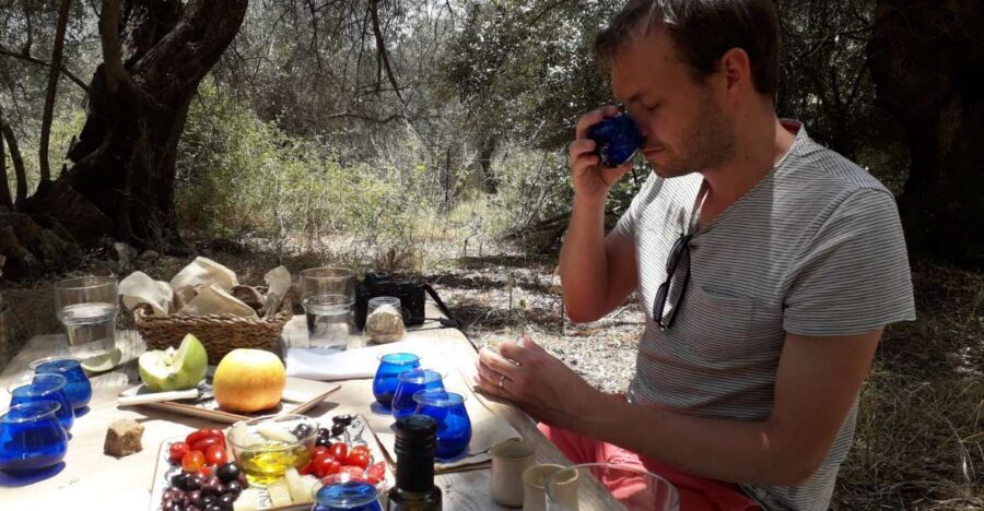 Rethymno: Olive Oil Tasting with Cretan Food Pairing - The Cretan food pairing lesson: why the same oil can flop