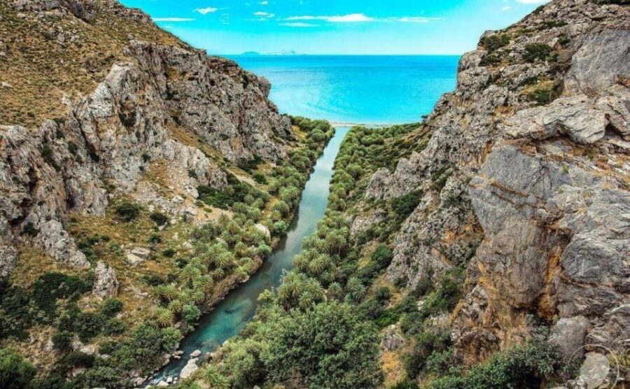 Rethymno: Preveli Beach Damnoni Beach Kourtaliotiko Day Trip - Plakias: a natural bay for lunch, swimming, and an easier pace