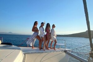 Rethymno: Sunset Catamaran Trip - Sushi & Open Bar - The Water-Play Part: SUP, Snorkeling Gear, Flamingo Float Fun