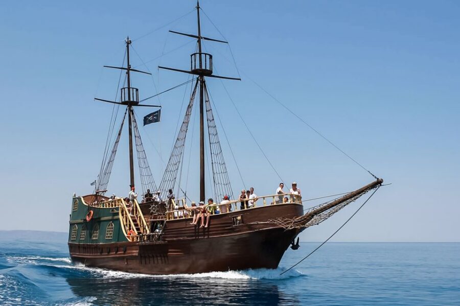 Rethymno: Sunset Cruise on a Wooden Pirate Boat - Dolphin Cruises meeting point: how to avoid the “where is this?” scramble