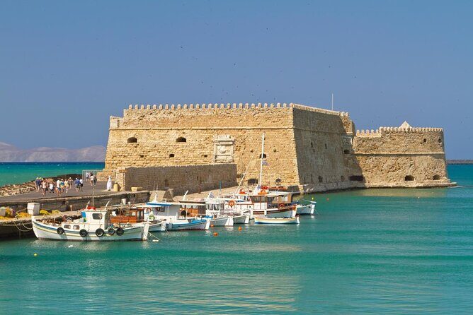Sailing Cruise to Dia Island with Meal and Water Activities - What to pack for Dia: simple items that prevent annoyances
