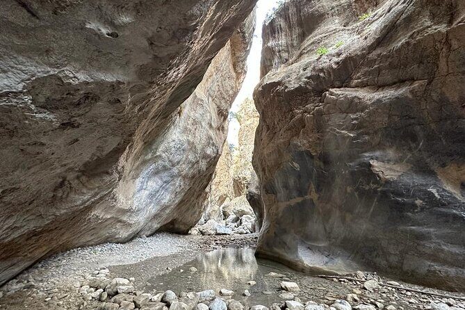 Sarakina Gorge hiking & swim Adventure - Jeep Safari South Crete - Sarakina Gorge hike and natural pools: pack for wet rocks
