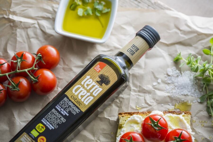 The Terra Creta Olive Oil Experience Tour - The tasting that turns curiosity into confidence (3 oils + finger foods)