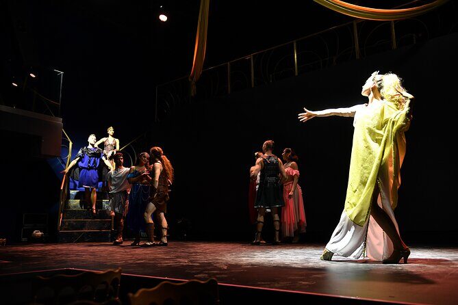 Troy Dinner-Show - Family-first vibe: perfect for some nights, wrong for others