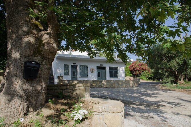 Wine Tasting: Meet the Cretan Vineyard at West Chania - What you get: five Cretan wines, built around native varieties