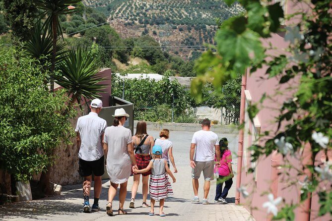 "YAMAS" - Winery tour &wine tasting - Guides Georgios and Catarina: why the host matters